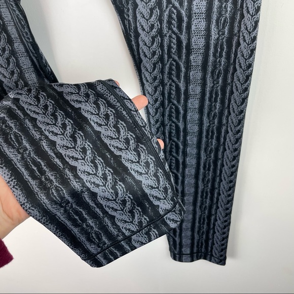 Calia by Carrie Underwood Chain Link Print Leggings Black Grey - Picture 7 of 11